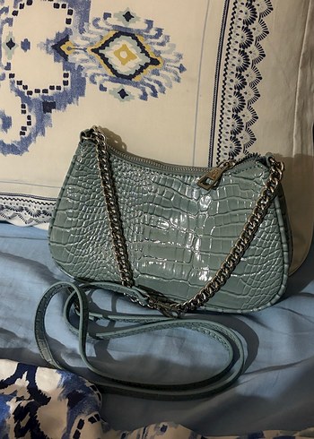 Bebe Mavisi Yılan Desenli Çanta - Görsel 3