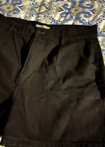 Pileli Siyah Mini Şort - Görsel 2