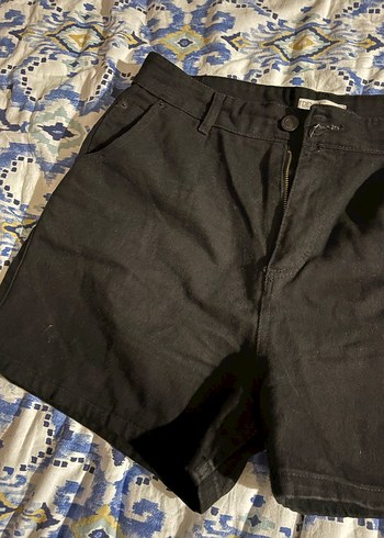 Pileli Siyah Mini Şort - Görsel 4