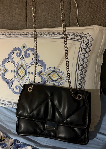 Siyah Deri Tokalı Kadın Omuz Çantası - Görsel 4