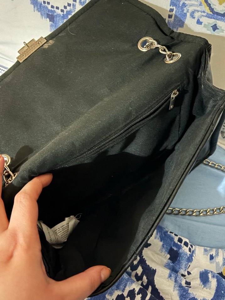 Siyah Deri Tokalı Kadın Omuz Çantası - Görsel 3