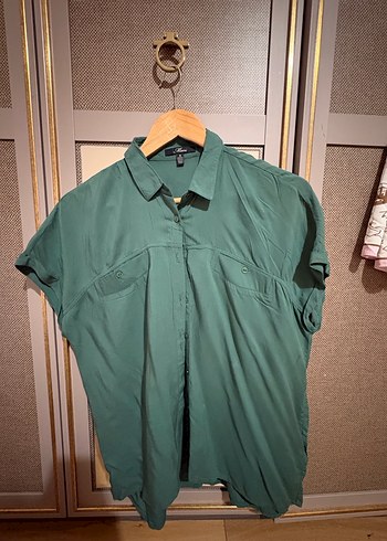 Düğmeli Yeşil Kadın Gömlek - Görsel 4