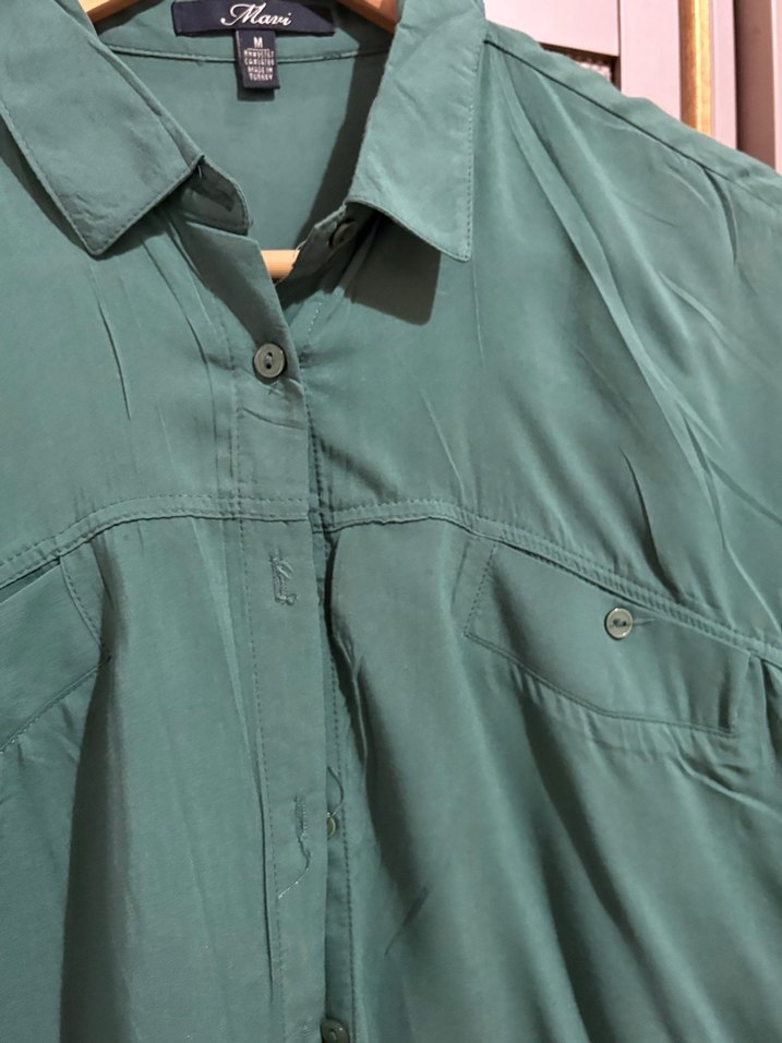 Düğmeli Yeşil Kadın Gömlek - Görsel 3