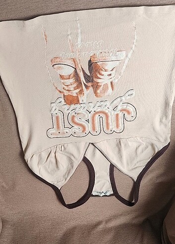 Askılı tişört