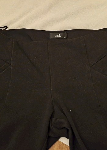 Kadın Siyah Midi Kumaş Pantolon - Görsel 3