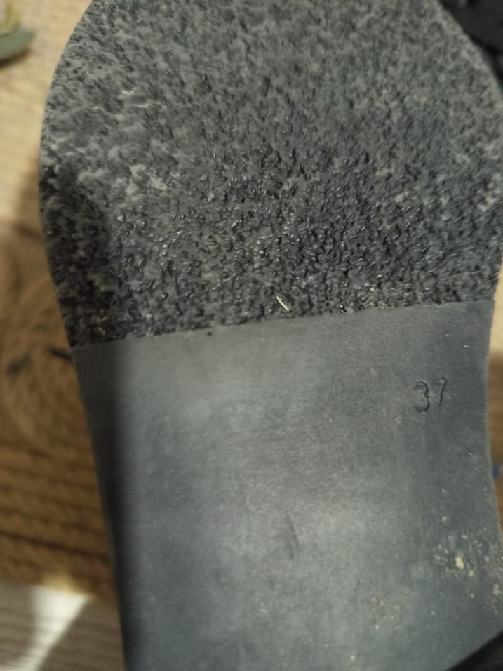 Siyah Deri Gotik Kadın Botu - Görsel 5