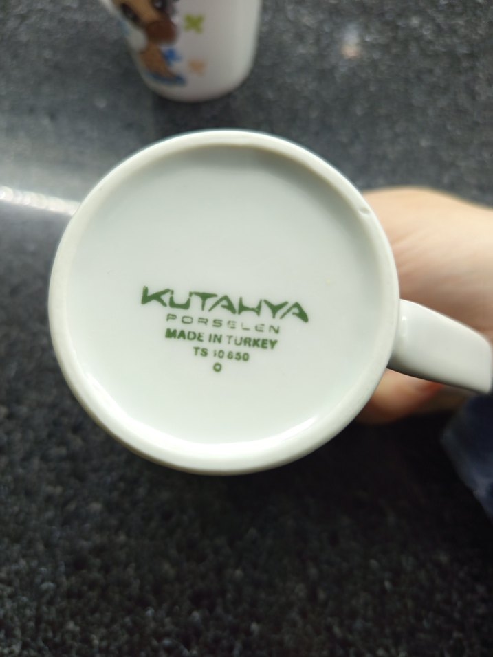 Renkli Desenli Beyaz Seramik Kupa Seti - Görsel 3