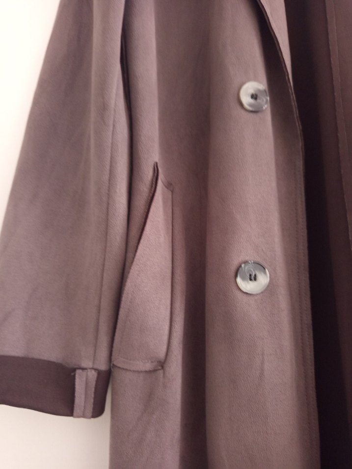 Düğmeli Uzun Süet Kadın Trençkot - Görsel 4