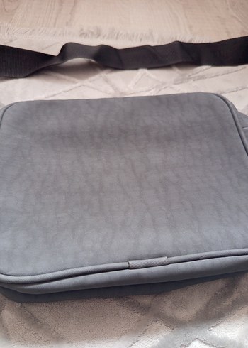 Gri Fermuarlı Kadın Çapraz Çanta - Görsel 3