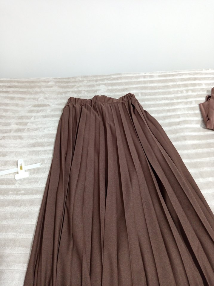 Kadın Kahverengi Pileli Uzun Etek - Görsel 3