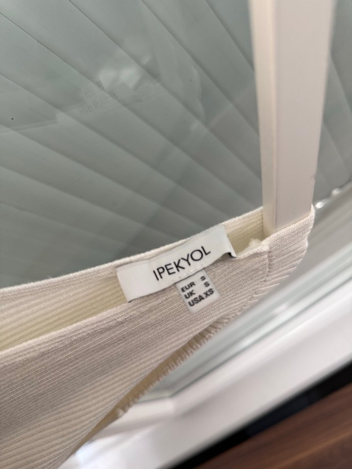 V Yaka Beyaz Örgü Kadın Kazak İpekyol - Görsel 2