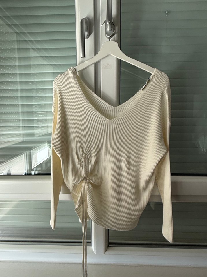 V Yaka Beyaz Örgü Kadın Kazak İpekyol - Görsel 3