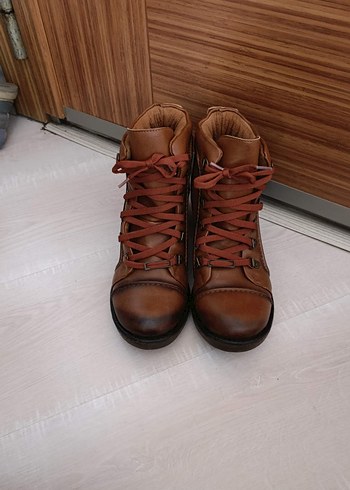 Kahverengi Deri Kadın Bot, Kalın Topuklu - Görsel 2