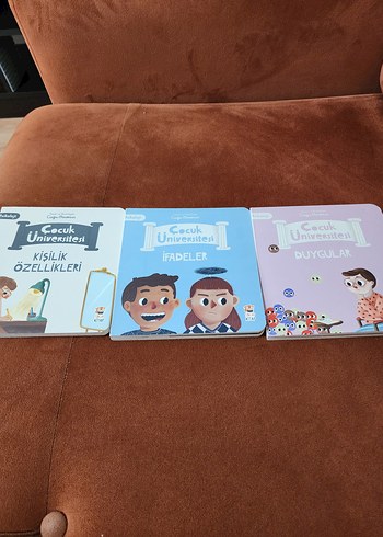 Çocuk Üniversitesi Kitap Seti - Duygular, İfadeler, Kişilik