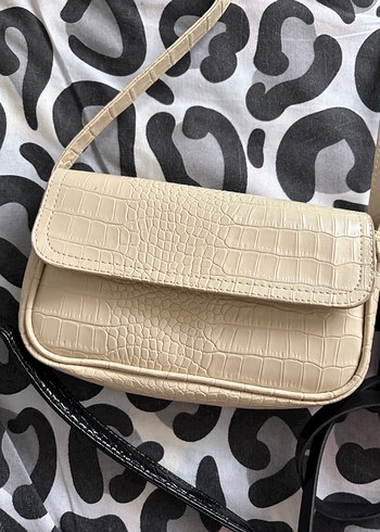 Koyu Siyah Krokodil Desenli Kadın Deri Çanta - Görsel 2