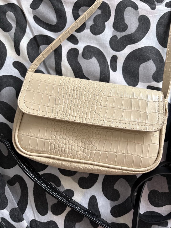 Koyu Siyah Krokodil Desenli Kadın Deri Çanta - Görsel 2
