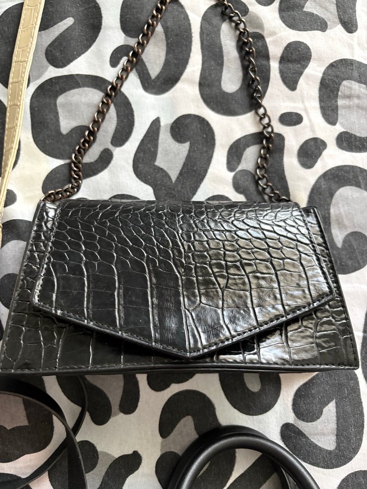 Koyu Siyah Krokodil Desenli Kadın Deri Çanta - Görsel 3