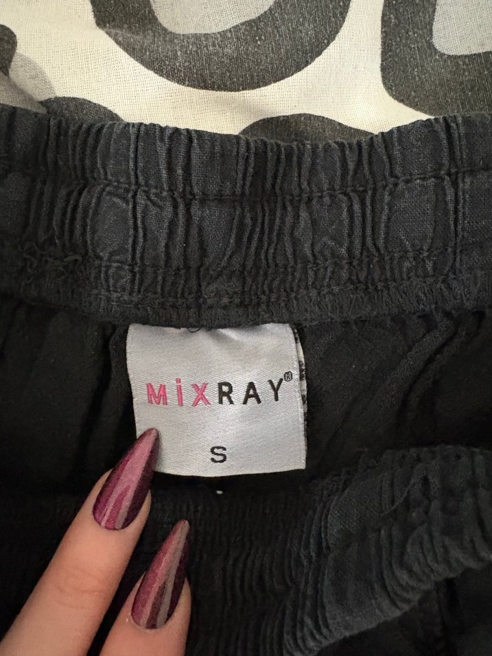 Kadın Siyah Keten Bol Kesim Kemerli Pantolon - Görsel 4