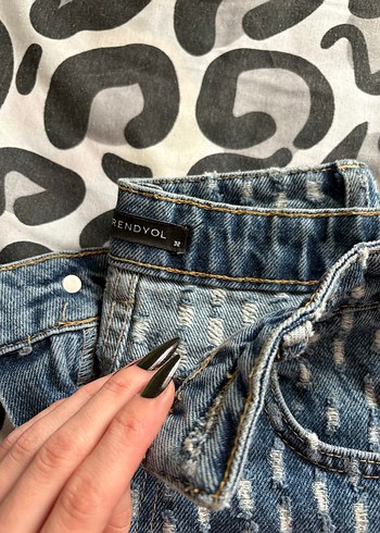 Kadın Mavi Batik Desenli Bol Kesim Kot Pantolon - Görsel 3