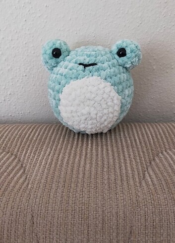 Amigurumi kurbağa 