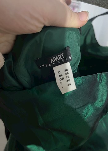 Apart marka Uzun Yeşil askılı sırt dekolteli Kadın Abiye Elbise - Görsel 4