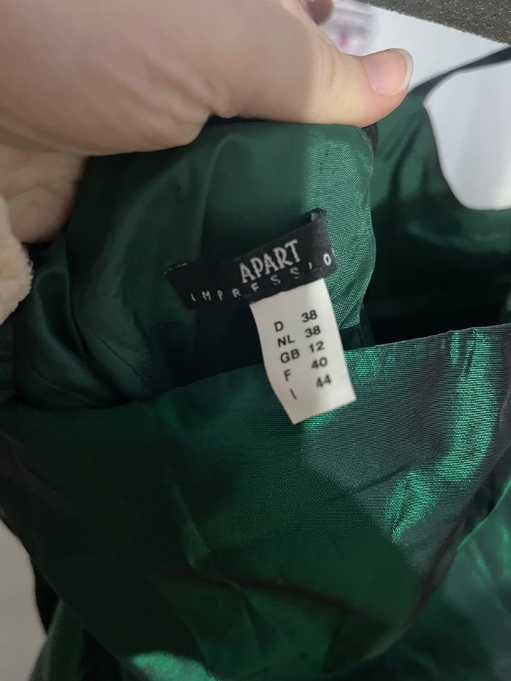 Apart marka Uzun Yeşil askılı sırt dekolteli Kadın Abiye Elbise - Görsel 4