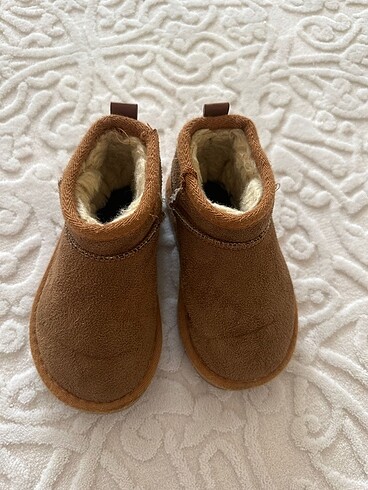çocuk ugg