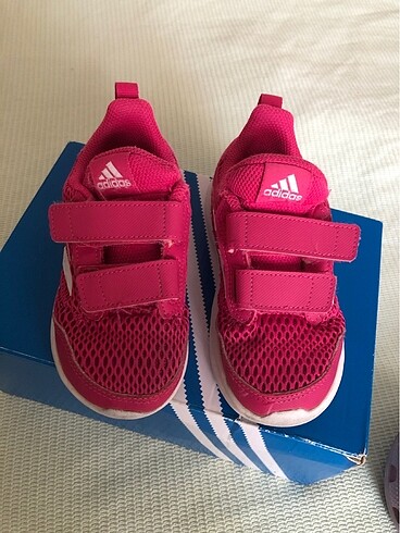Adidas kız çocuk spor ayakkabısı
