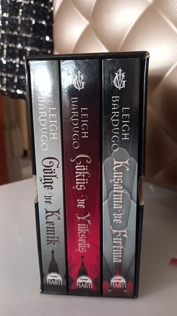 leigh bardugo kitap set 3lü kutulu