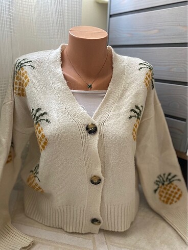 Zara KADIN HIRKA MİNİ HIRKA