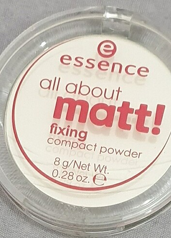 Essence all about matt compact powder