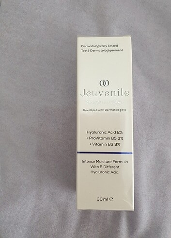 Jeuvenile hyalüronik asit+provitamin b5 %3.. serum