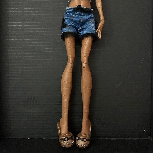 Monster High monster high rebecca bebek