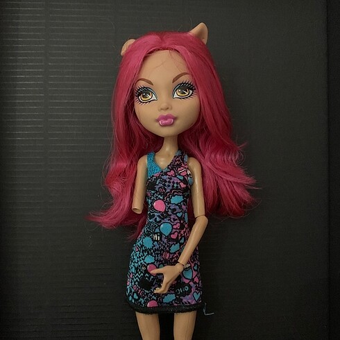 monster high bebek