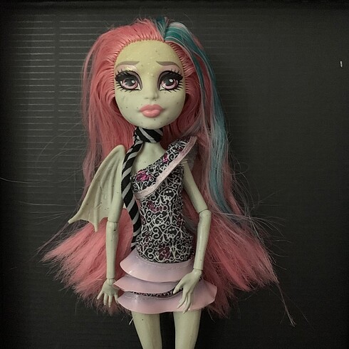monster high bebek