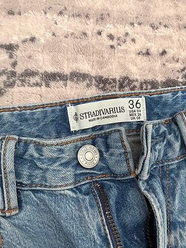 Stradivarius D98 Jean