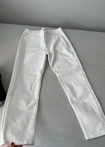 Trendyol & Milla Beyaz Duz Kesim Denim Pantolon