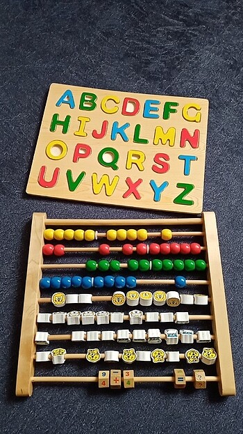 Ahşap alfabe yapboz ve sayı boncuğu