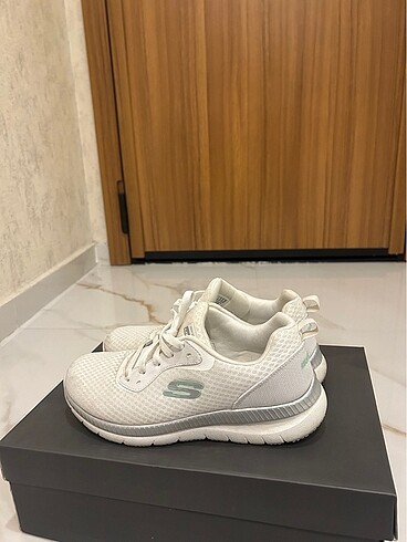 Skechers Kadın Ayakkabı
