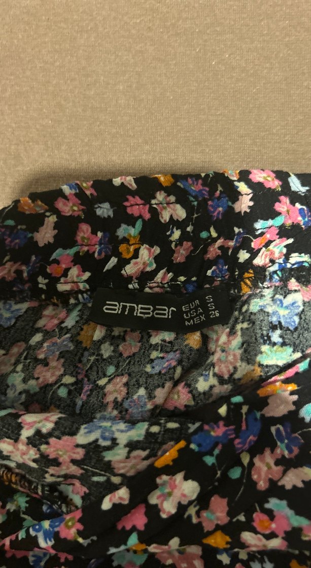 Çiçek Desenli Uzun Piliseli Etek - Görsel 2