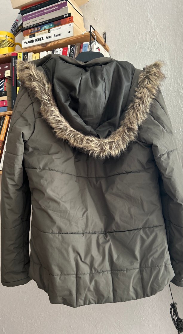 Gri Midi Kadın Kışlık Kürklü Mont - Görsel 3