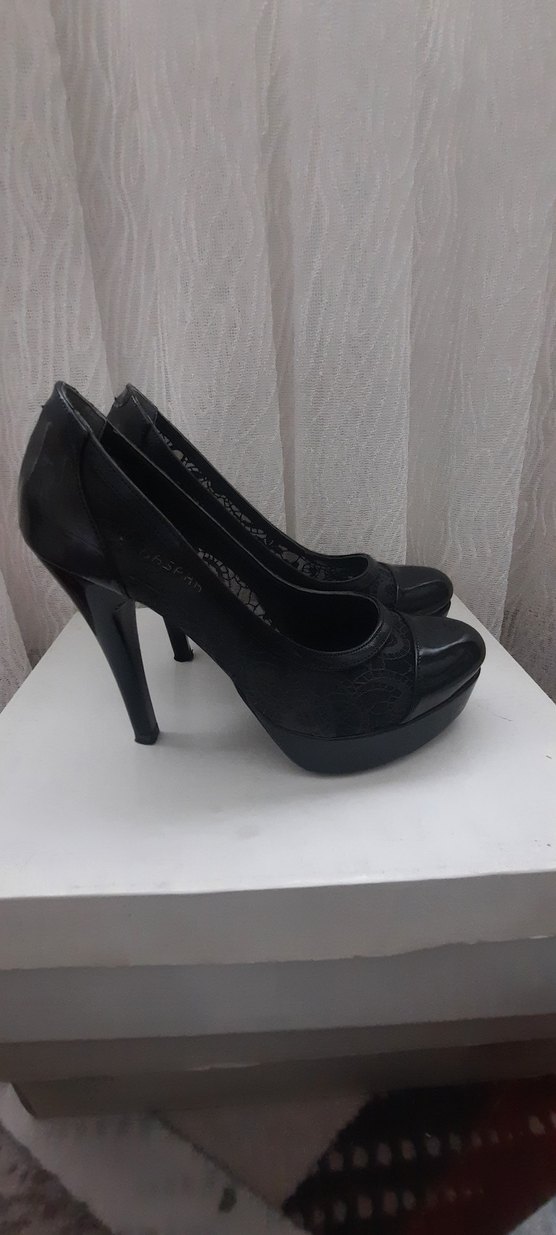 Kadın Siyah Platform Topuklu Parlak Ayakkabı - Görsel 2