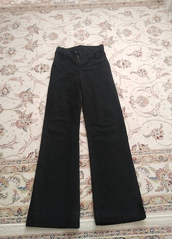 Kadın Salaş Bol Paça Siyah Kot Pantolon