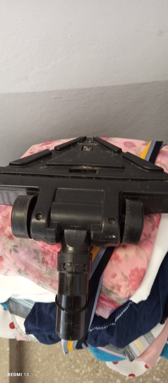 Siyah Süpürge Başlığı - Görsel 2