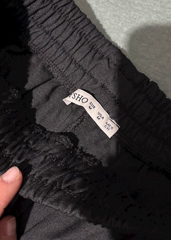 Siyah Rahat Kesim Kadın Mini Şort - Görsel 3