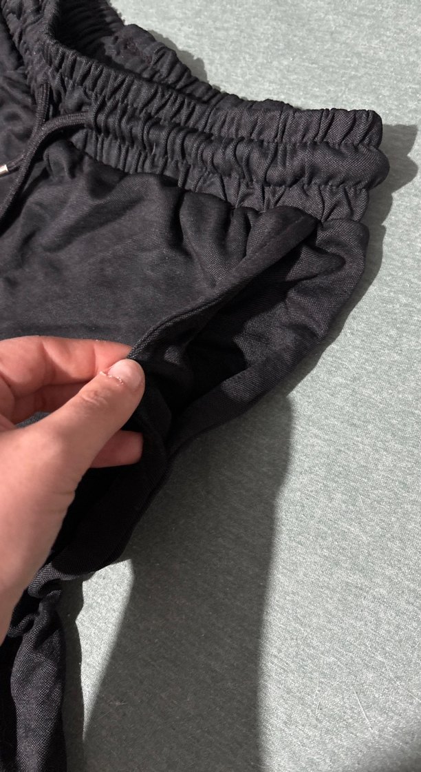 Siyah Rahat Kesim Kadın Mini Şort - Görsel 4