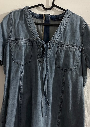 Düğmeli V Yakalı Midi Kot Elbise - Görsel 3