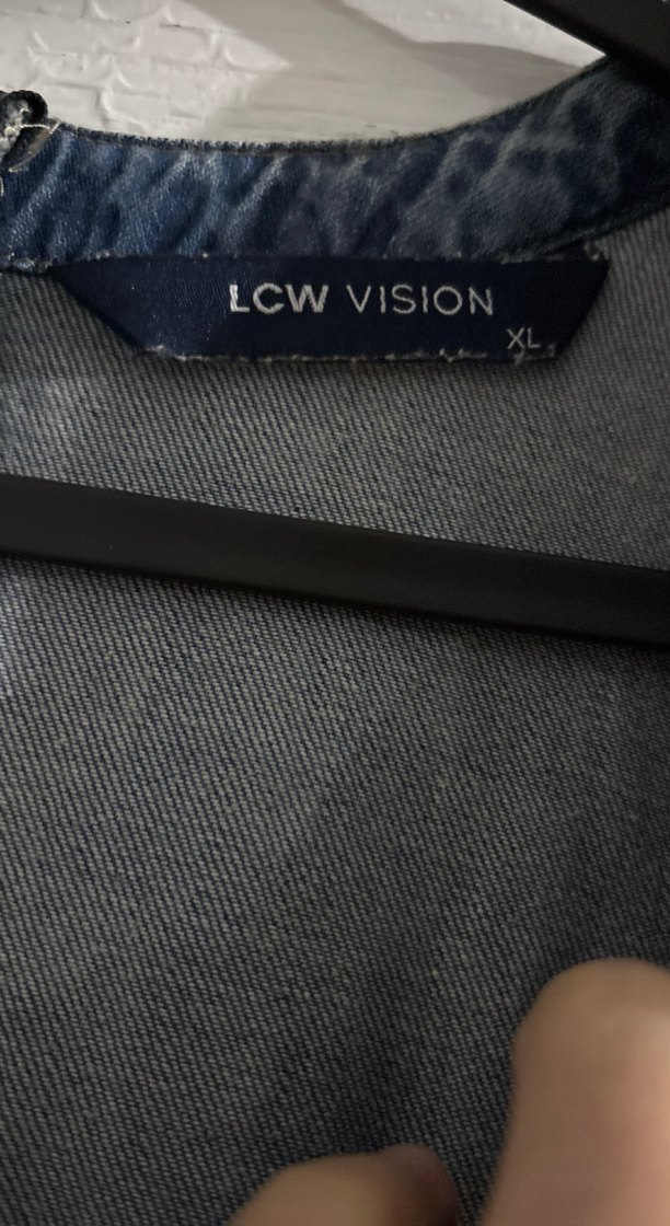 Düğmeli V Yakalı Midi Kot Elbise - Görsel 4