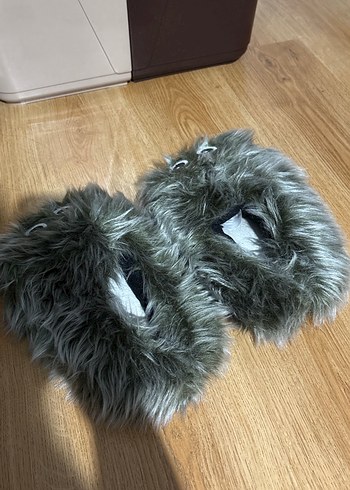 Gri Kürklü Kadın Ev Terliği - Görsel 7