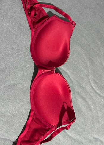 Parlak Kırmızı Minimalist Sütyen 90 B - Görsel 2